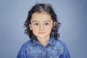 高収入のひとり親が子どもの寂しさを解消するための相談方法は？