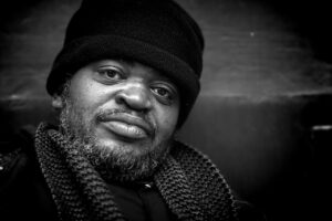 シングルマザーが抱える孤独を解消する方法は？